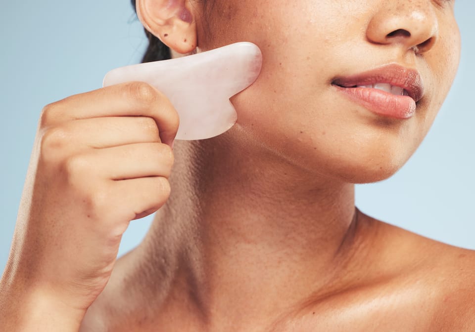 Gua Sha vs. Hands: Which is Actually Better for Sculpting Your Cheekbones?
